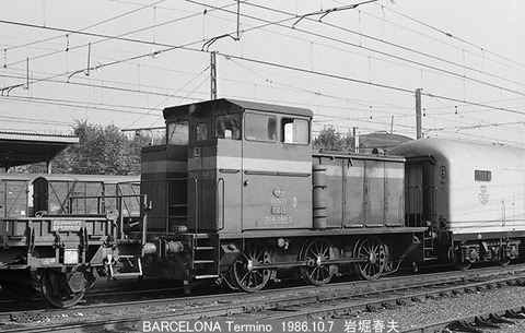 8608806　RENFE DL304-048