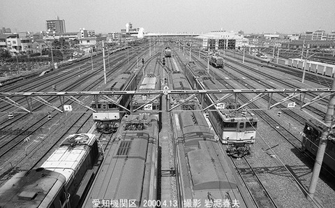 0003122　愛知機関区