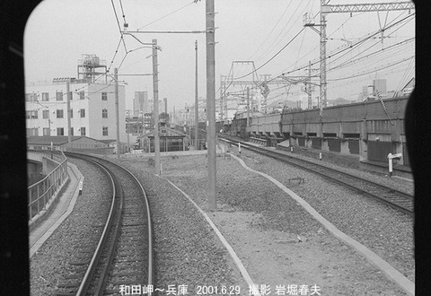 0106529　和田岬線車内より