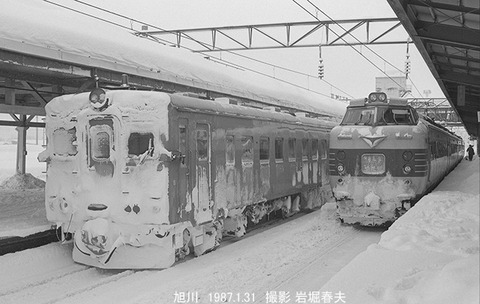 8701724 キハ22旭川