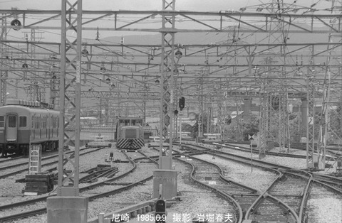 8504720 阪神、尼崎駅構内