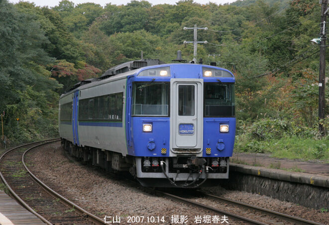 JR北海道 函館本線 仁山～東山 : 鉄道写真家 岩堀春夫のblog2