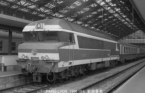 8609009 SNCF DL72012