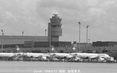 9808444 チューリッヒ空港