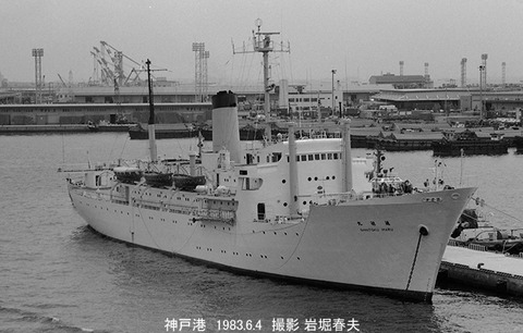 8303121 進徳丸、神戸港