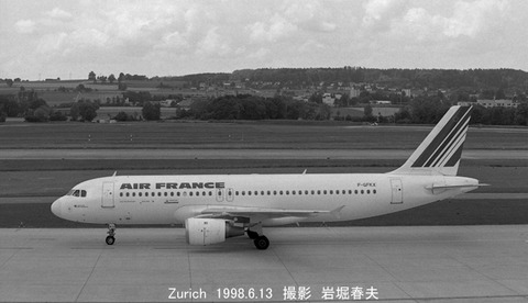 9808233 AF A319 F-GFKX