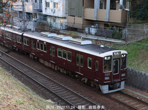 阪急 、折返し運転夙川ty160