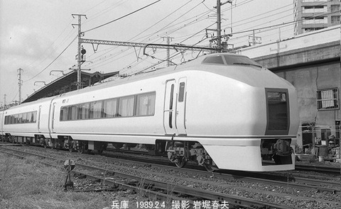 8902702　兵庫651系甲種