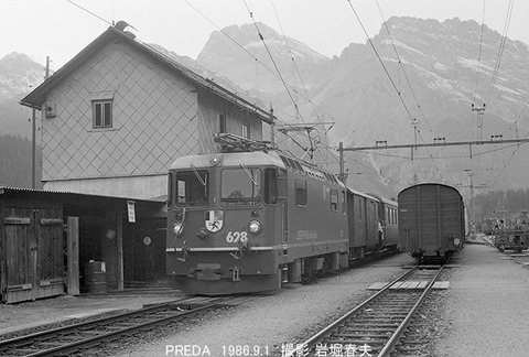 8606422 RhB628プレーダ