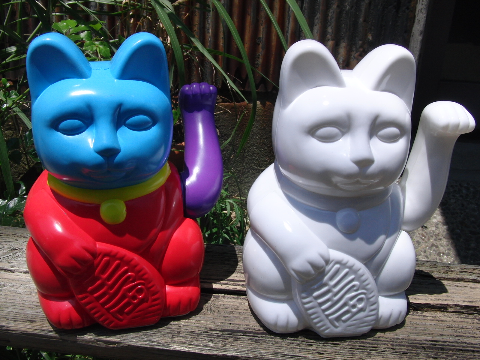 クレイジーカラー招き猫 Element エレメント 北浜アリーの雑貨屋店長日記