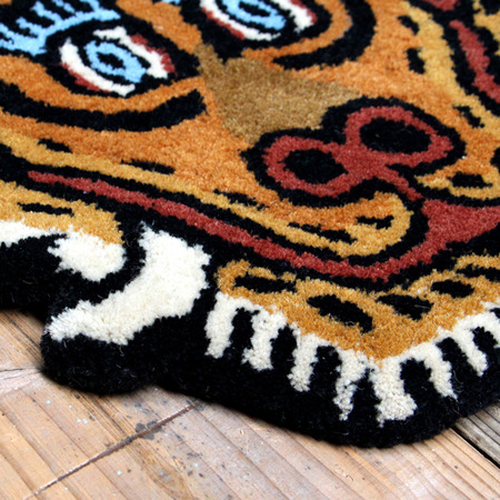 tibetan-tiger-rug_DTTR-01_M_image_02-2
