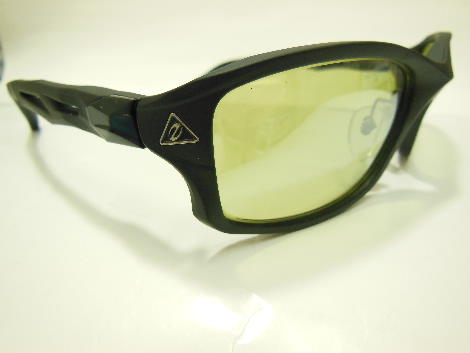 ZEQUE STELTH マットブラック イーズグリーン ブルーミラー Zeque