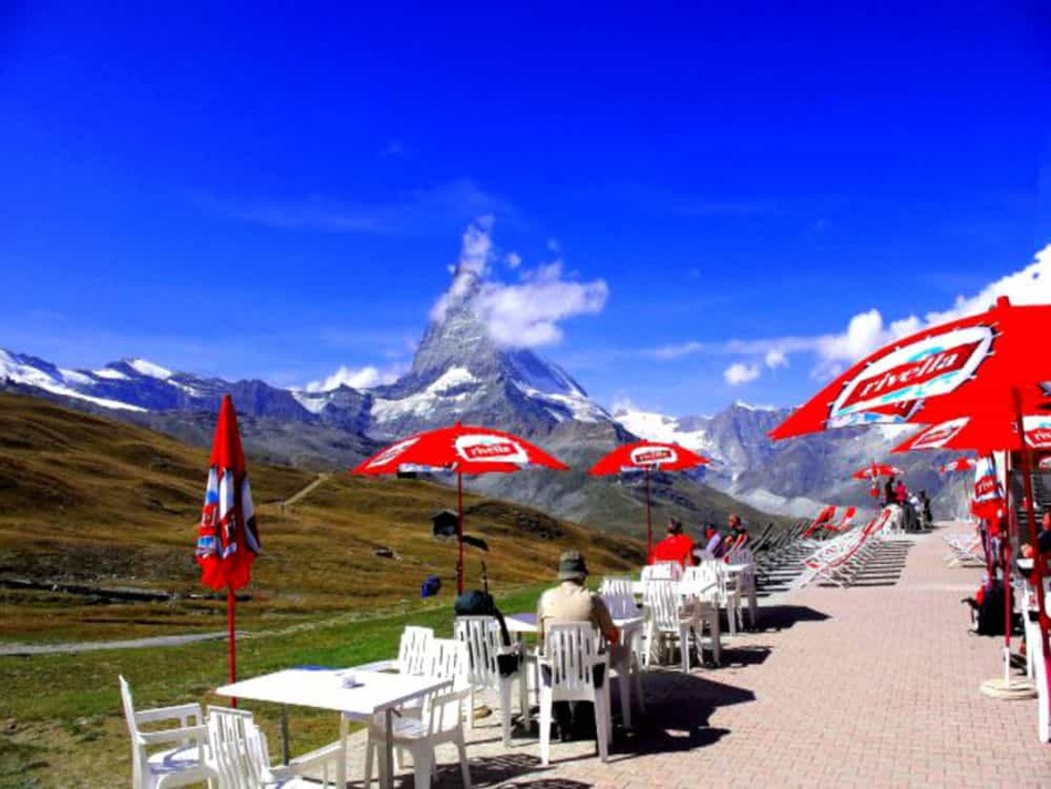 リッフェルベルク駅近くのレストラン