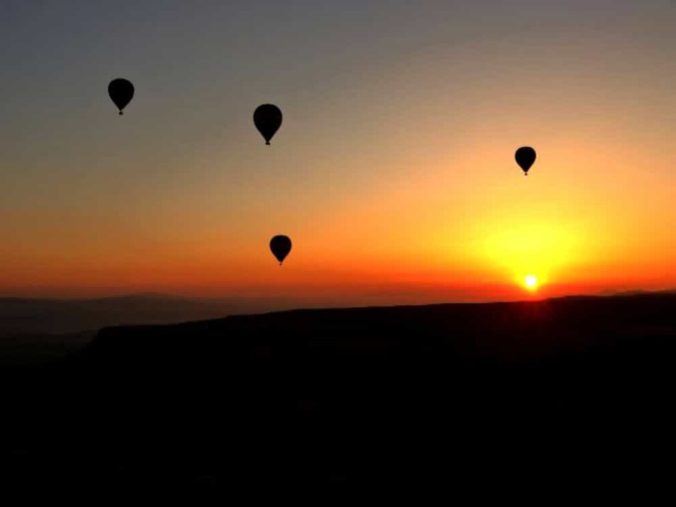 カッパドキアバルーンツアー
