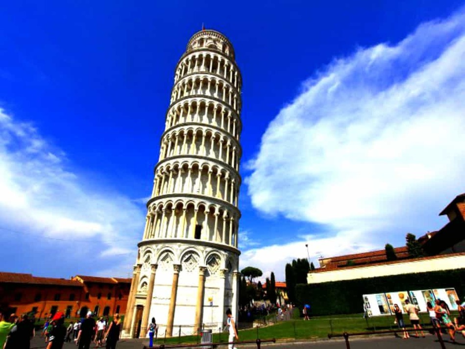 ピサの斜塔