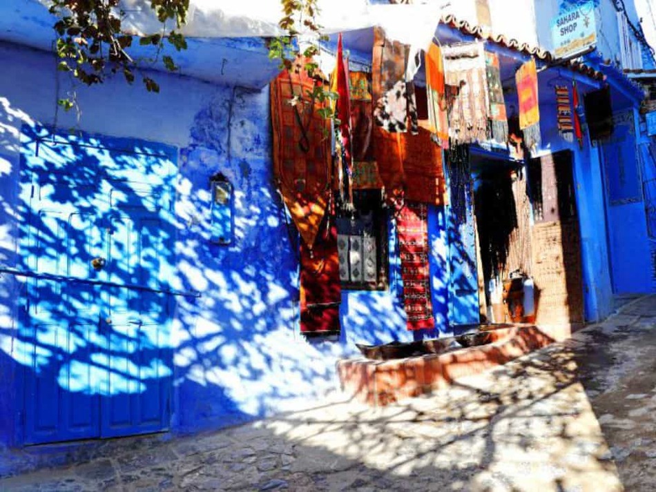 青い街シャウエン