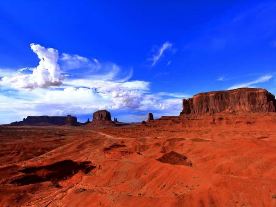 モニュメントバレー