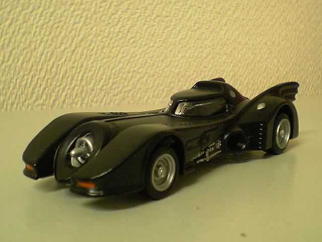 コレジャナイ！ バットモービル : おもちゃ雑記帖【静岡版】