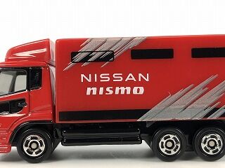 お馴染みのカラーで登場 TCN日産トランスポーター : おもちゃ雑記帖