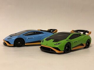 トミカ 初回特別仕様 ランボルギーニ 10台 楽天市場】【初回特別仕様版と通常版のセット】トミカ No.70