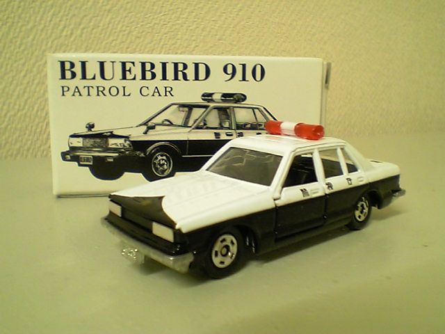 トミカ ブルーバードパトカー Amazon | トミカリミテッドヴィンテージ 1/64 LV-183a