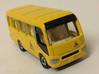ふたば幼稚園バス　フィギュア トミカ 2019年5月新作 トヨタ コースター幼稚園バス スバル