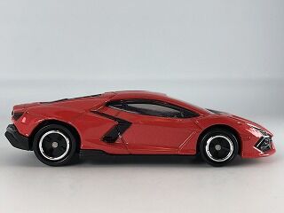 トミカ　海外限定　アジア限定　ランボルギーニ　レヴエルト　赤　非売品 2 専 トミカ 海外限定 アジア限定 ランボルギーニ レヴエルト 赤 非売品 2