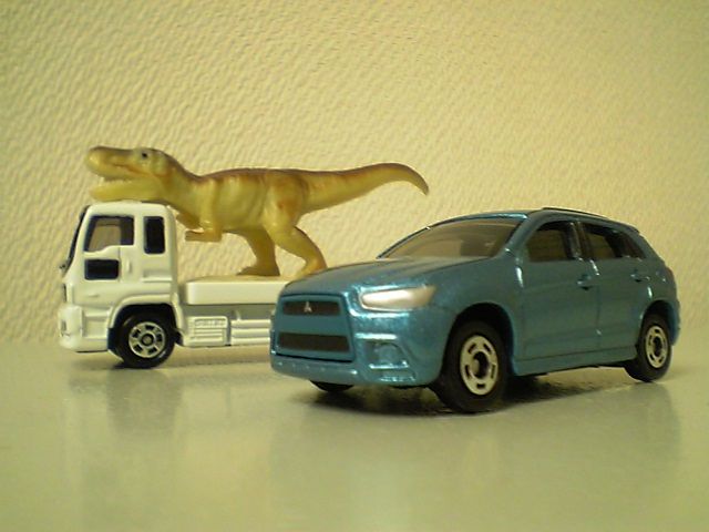 11年01月のトミカ新車 三菱rvr 恐竜搬送車 おもちゃ雑記帖 静岡版