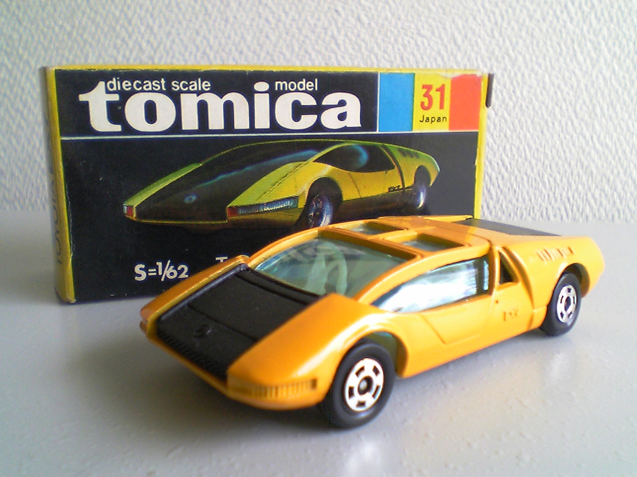 ミニカー TOYOTA EX7 Amazon | TOMYトミカ【イベント限定】トヨタ EX7金メッキ