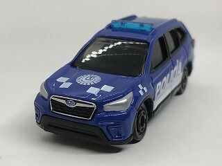 誰も買いに来ない？ イオンのスペイン警察フォレスター