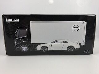 つられて買っちゃった・・・ トランスポーターGT-R : おもちゃ雑記