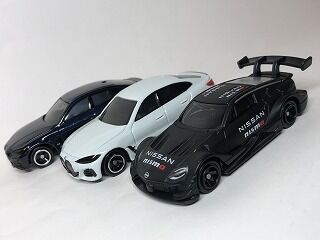22年11月トミカ新車 BMW i4、フェアレディNISMO GT500 : おもちゃ雑記