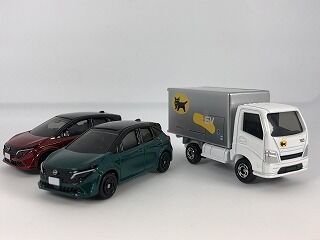 25年7月トミカ新車 日産ノートオーラ、ヤマト運輸EVトラック
