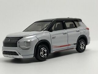 トミカ 三菱 アウトランダー ラリーアートデザイン仕様 トイザらス限定 トイザらスオリジナルトミカ 三菱 アウトランダー ラリーアート