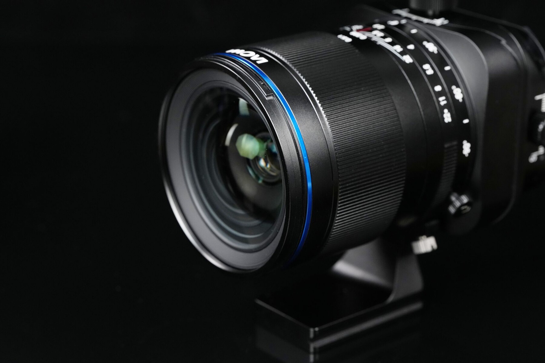 新製品「LAOWA 35mm F2.8 Zero-D Tilt-Shift 0.5x Macro」&CP⁺2026初日