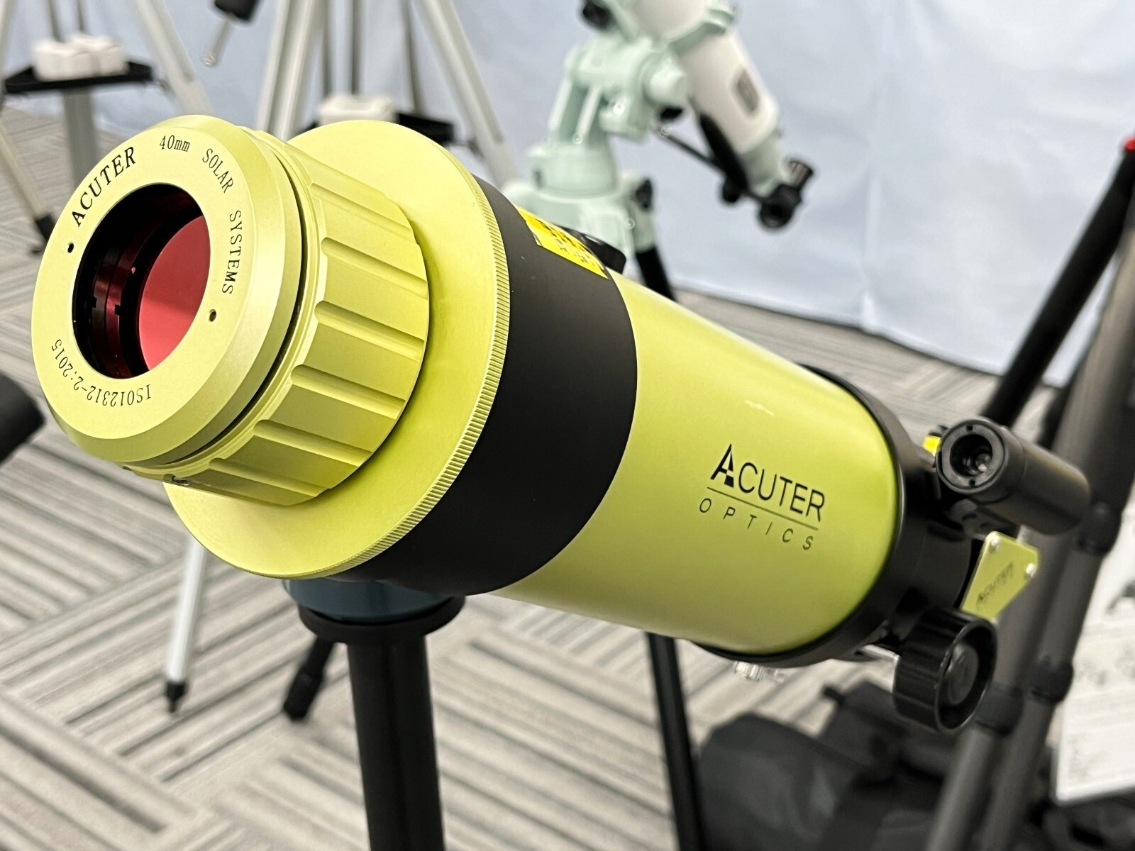 大阪ショールーム便り63：Hα太陽望遠鏡・サーマル単眼鏡の展示を開始