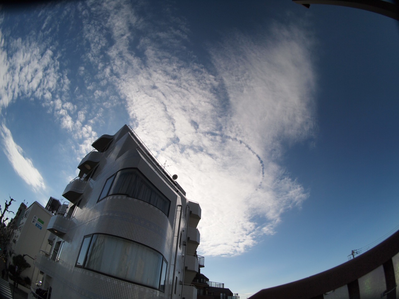 弊社スタッフがkamlanで撮影した半円形の雲の穴 12 木星と土星の接近 追記 12 21 中川光学研究室ブログ 弊社スタッフがkamlanで撮影した半円形の雲の穴 12 木星と土星の接近 追記 12 21 中川光学研究室ブログ