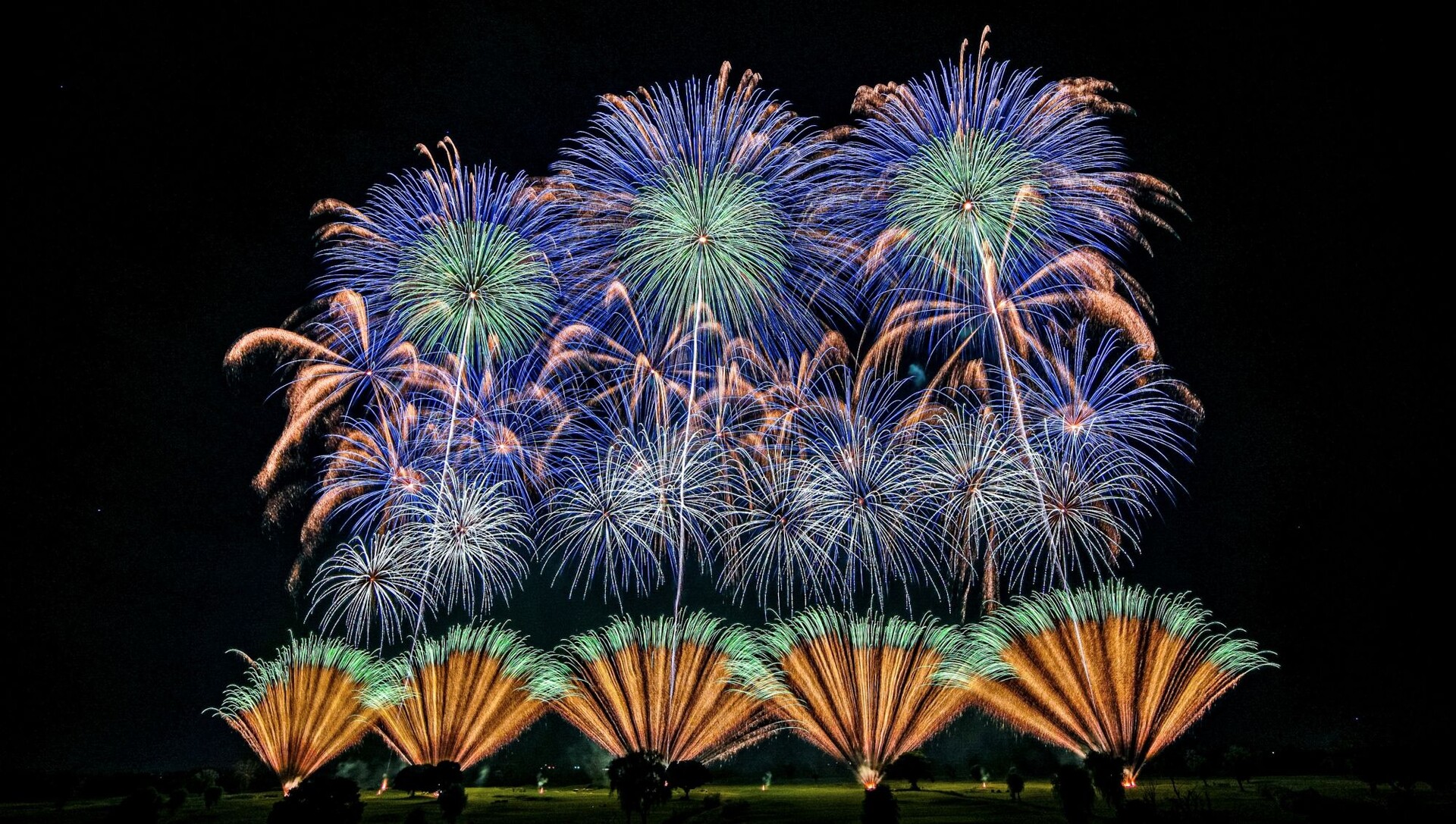 花火写真⑨ 投稿：LAOWA9mmによる古河花火大会【追記】2025/08/18 : 中川光学研究