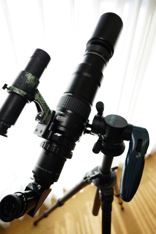 投稿:ポータブル手動式赤道儀を使って撮ったM31&レナード彗星 投稿:ポータブル手動式赤道儀を使って撮ったM31&レナード彗星