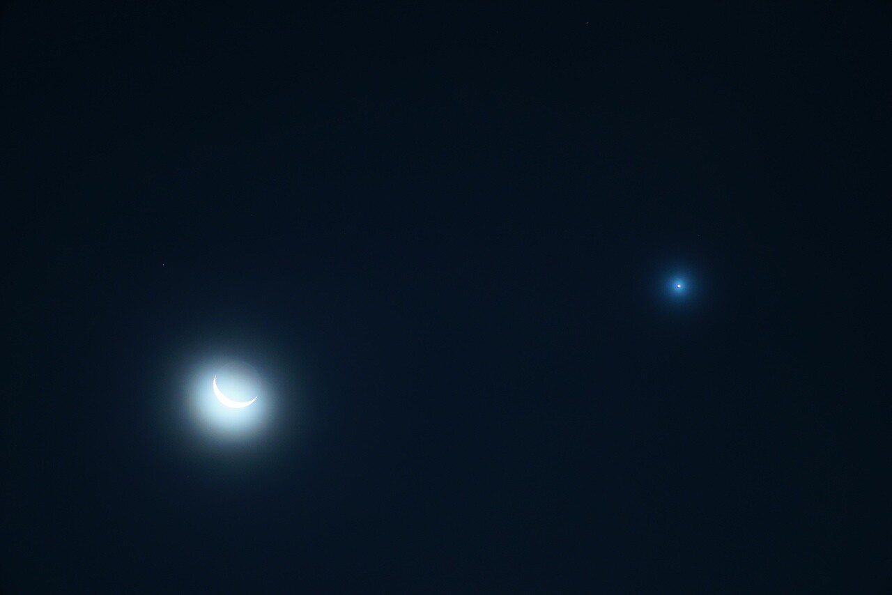 8 16の月と金星の接近 お盆休みを振り返る 08 16 中川光学研究室ブログ 8 16の月と金星の接近 お盆休みを振り返る 08 16 中川光学研究室ブログ