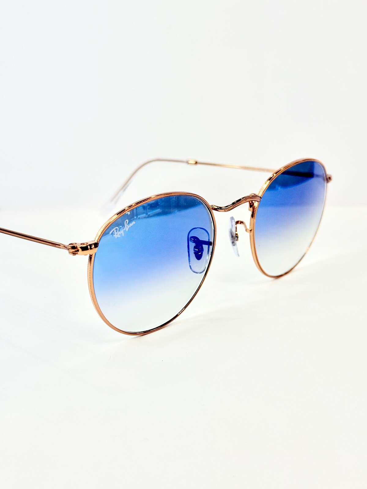 Ray-Banサングラスで人気の「Round Metal(ラウンドメタル)」爽やかな 