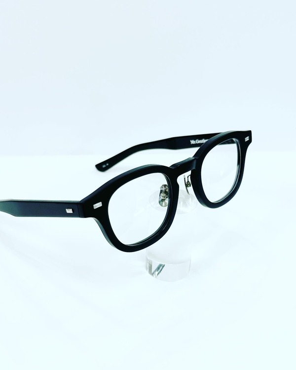 CC4A0E9B-FD88-496A-9A8D-8A7D19AAB900