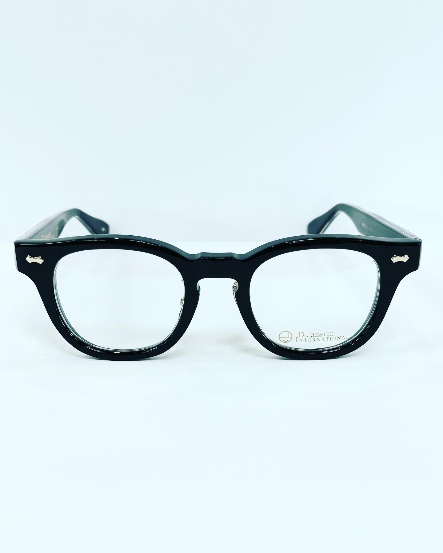 DOMESTIC INTERNATIONAL(ドメスティック・インターナショナル)』入荷