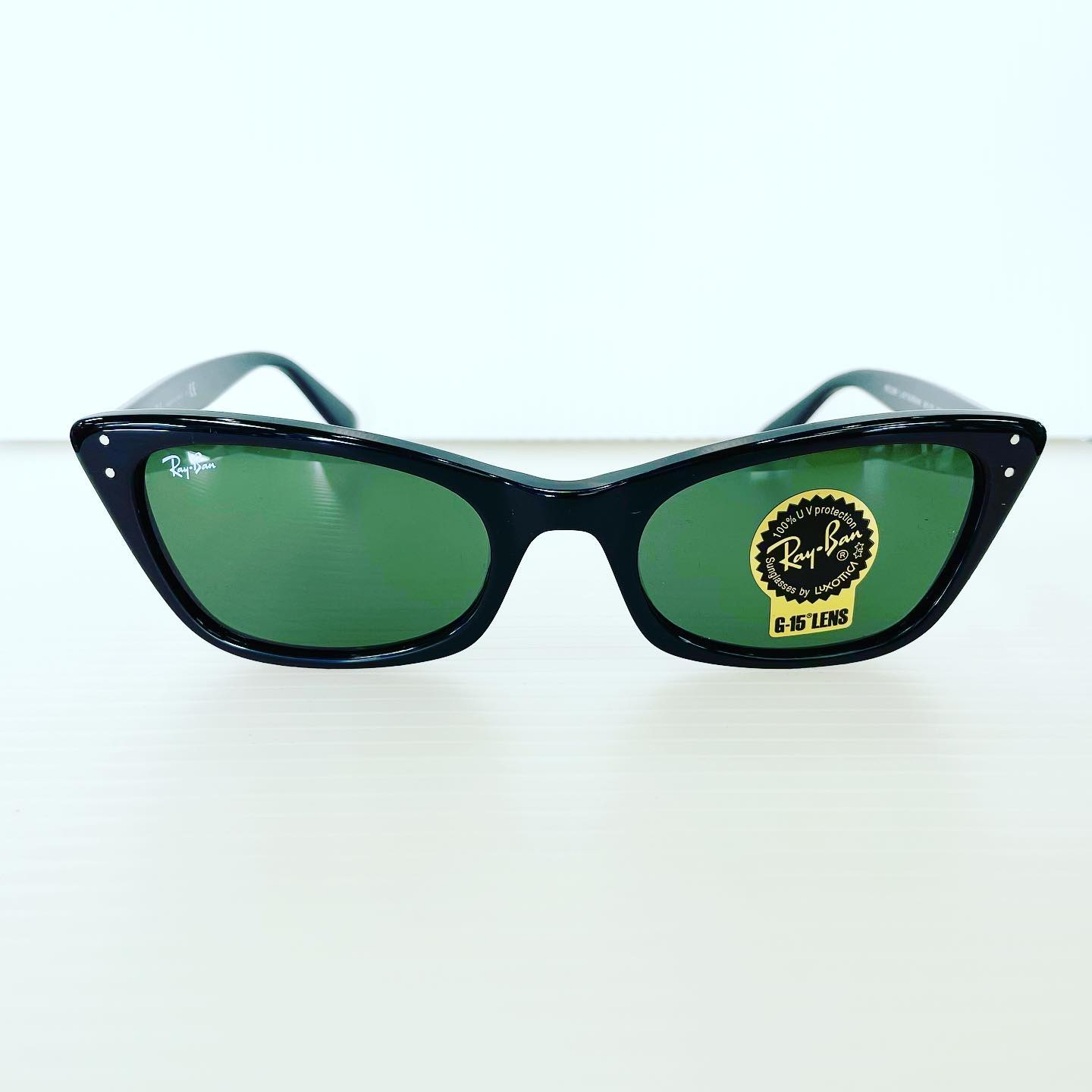 Ray-Ban、60年代復刻モデル女性らしいスタイル“キャッツアイシェイプ
