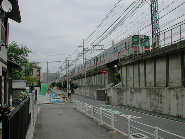 2002-04-30-12-00
