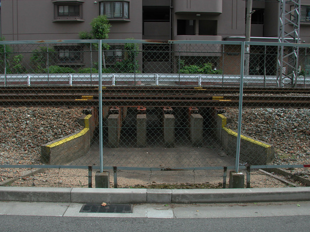 2002-04-30-14-17-01
