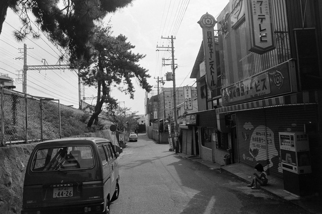 1983-2_20210909_6125
