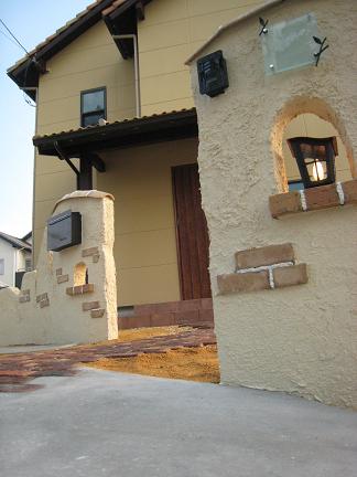 ����ȥ�󥹤ηʿ�