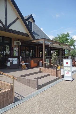 レストラン