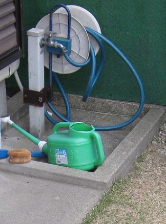 �ܹ�����Ω����